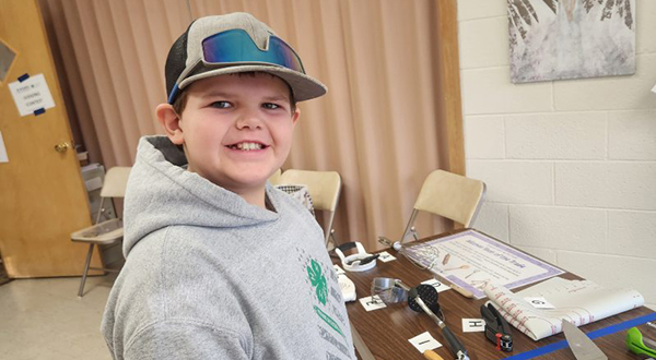 4-her at a 4-h event